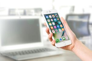 Lee más sobre el artículo Cómo elegir el smartphone perfecto en 2025