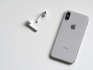Lee más sobre el artículo ¿Cómo saber si necesitas cambiar la batería de tu iPhone en Santander?